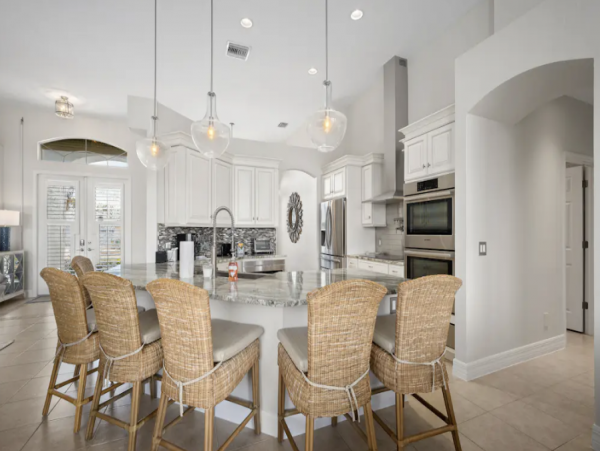 Marco Island Beautiful 3 Bedroom Home with Pool & Canal View